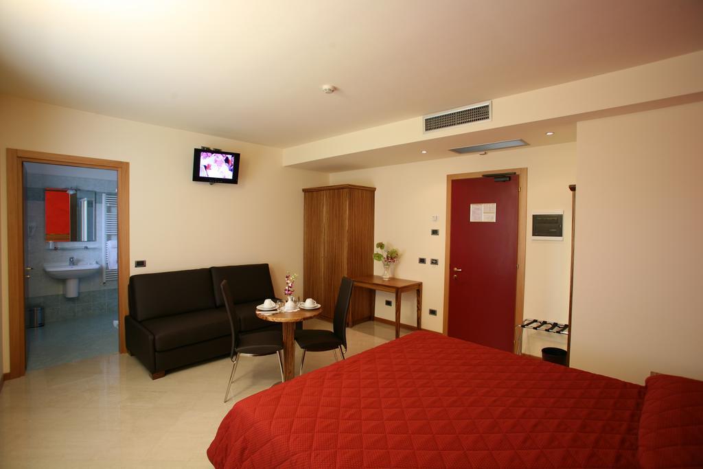 Hotel 5 Vie Almenno San Salvatore Pokój zdjęcie