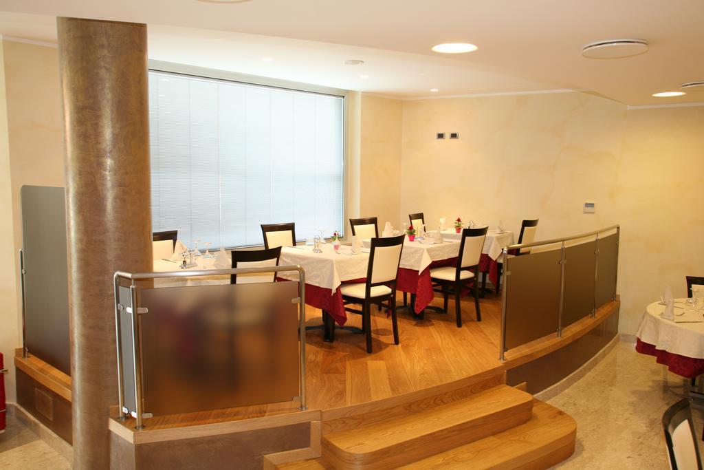 Hotel 5 Vie Almenno San Salvatore Zewnętrze zdjęcie