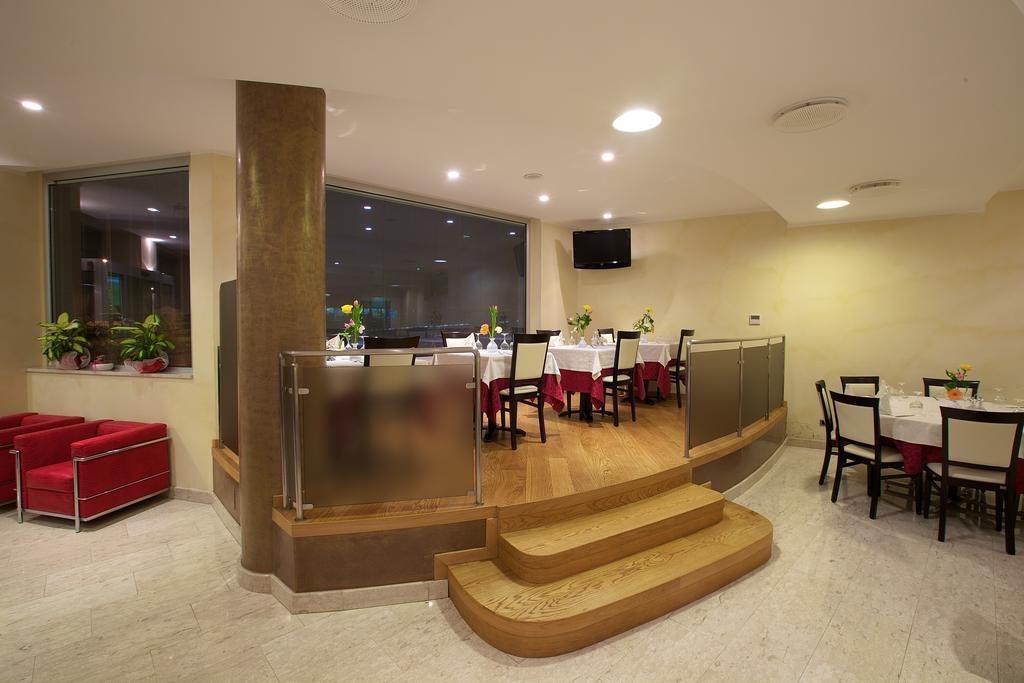 Hotel 5 Vie Almenno San Salvatore Zewnętrze zdjęcie